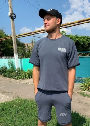 Александр, 25, Россия, Зверево