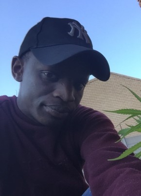 Lucky, 28, iRiphabhuliki yase Ningizimu Afrika, Randfontein