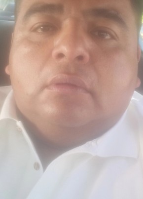 José Luis из Tijuana 40 лет