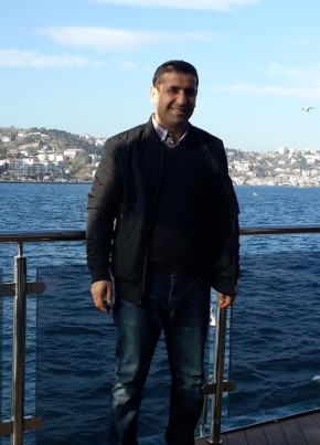Yasin, 45, Türkiye Cumhuriyeti, Umraniye