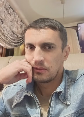 Андрей из Екатеринбурга 46 лет
