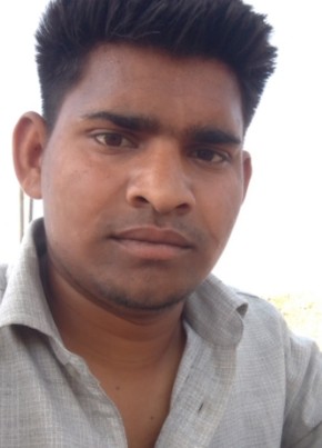 Lo, 18, India, Gorakhpur (Haryana)