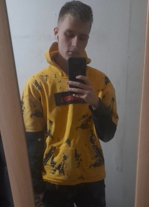 Korol, 22, Russia, Perm