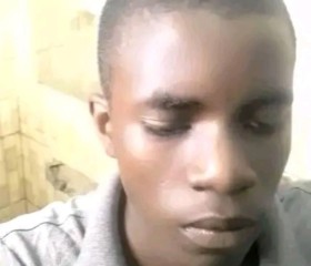 Noah akn, 21, Gitega