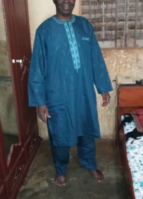 Adama, 23, République du Mali, Bamako
