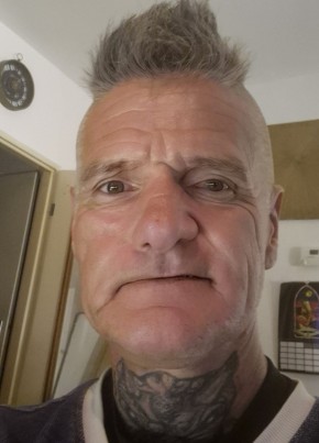 Corne из Waalwijk 56 лет