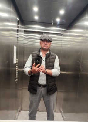 Алексей из Екатеринбурга 49 лет