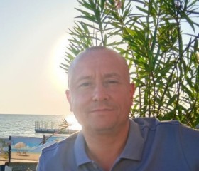Vasiliy, 45, Moscow