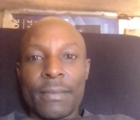 james Mwangi, 39, Nairobi