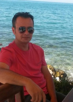 Hüseyin, 41, Türkiye Cumhuriyeti, Karabağlar