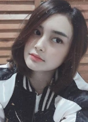 dinda, 19, Indonesia, Djakarta