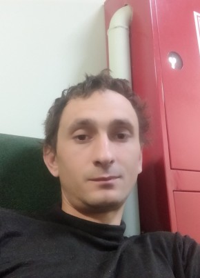 Александр, 35, Россия, Нахабино