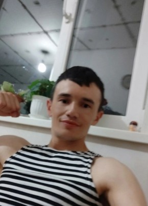 Эдуард, 28, Россия, Вилино