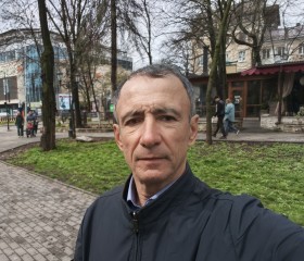 Artur, 50, Yerevan