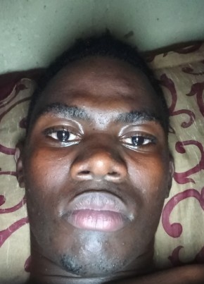 Muhumuza из Kampala 23 года