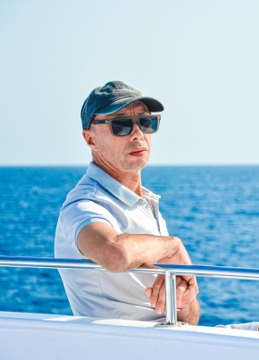 Игорь из Североуральска 49 лет