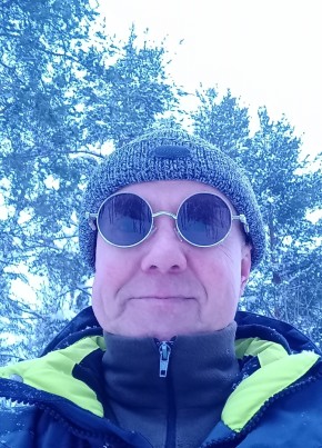 Андрей из Петрозаводска 51 год