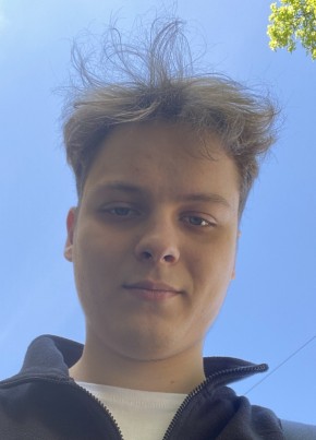 Aleksey, 23, Russia, Kursk