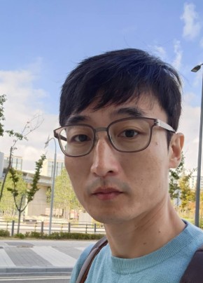 이진관, 39, Republic of Korea, Seoul