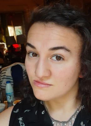 Caroline, 24, République Française, Nancy