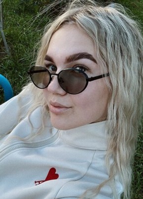 Ева