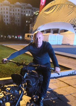 Андрей из Кургана 52 года