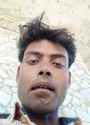 Ramvilas, 19, India, Gorakhpur (State of Uttar Pradesh)