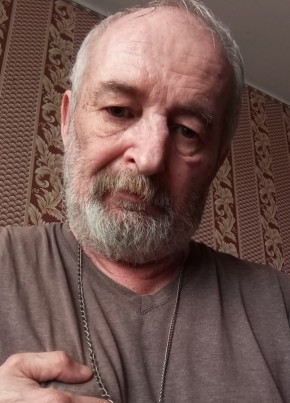 Михаил из Москвы 66 лет
