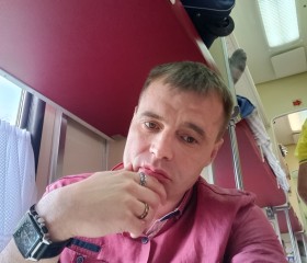 Pavel, 38, Volkhov