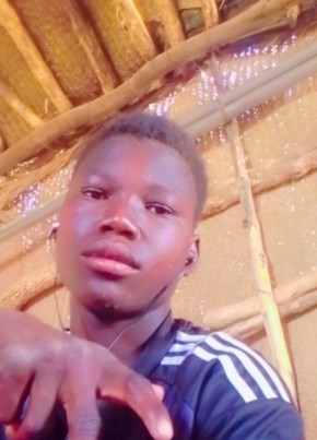 Abdoul moumouni из Gaborone 20 лет