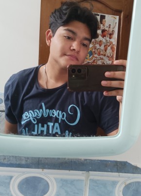 Josue из Guayaquil 19 лет