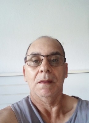 Mesquita из Pindamonhangaba 18 лет
