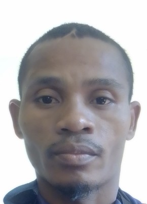 Angelo Orlando, 38, République de Madagascar, Farafangana