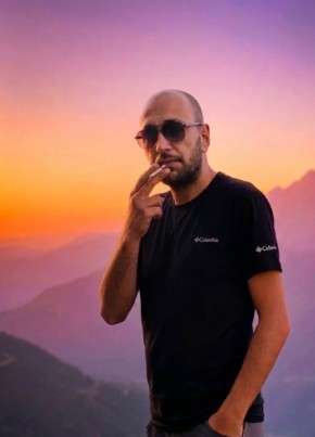 Mustafa BERKTAŞ из Bahçelievler 37 лет