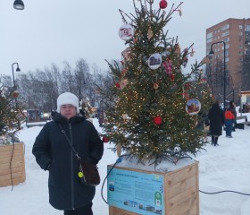 Valentina, 57, Izhevsk