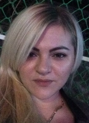 Оксана, 29, Россия, Геленджик