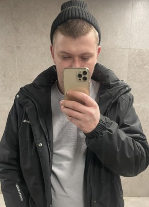 Артем из Талнаха 23 года