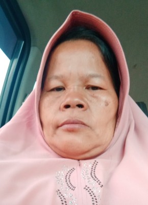Siti Amanah, 42, Indonesia, Pekalongan