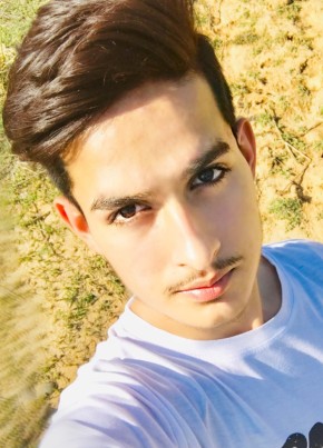 Chowdhary Usmaan., 23, India, Jammu