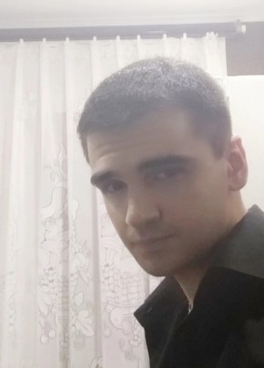 Артур, 30, Россия, Иваново