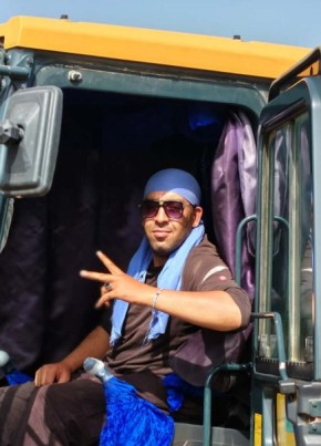 Zakaria staifi из Algiers 30 лет