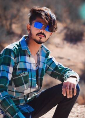 Prakash Singh, 23, India, Devgarh