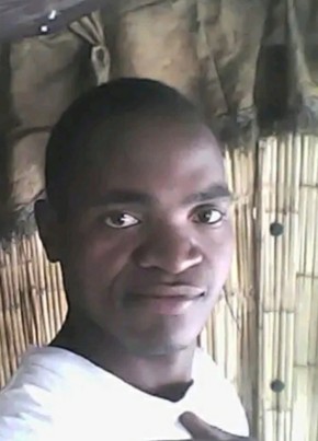 Joaquim de Sousa, 35, República de Moçambique, Beira