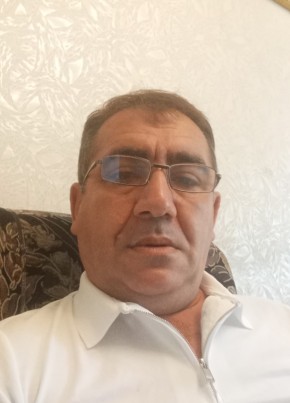 Рома из Омска 47 лет