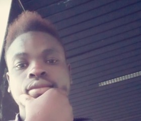 Sekou, 30, Vasto