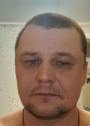 Максим, 38, Россия, Качканар