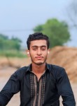 Nomi, 19 лет, لاہور