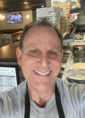 carmine, 62, United States of America, Brentwood (State of Tennessee)