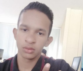 Daniel, 21, Cartago