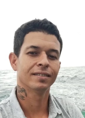 Gileard из Itajaí 29 лет
